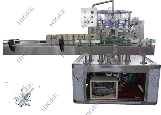 China Small Scale Automatic Water Filling Machine Washer / Filler / Capper 3IN1 Unit supplier