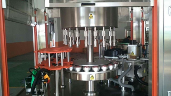 China 1KW Semi Automatic Wet Glue Labeling Machine Double Size Bottle Mitsubishi PLC Control supplier
